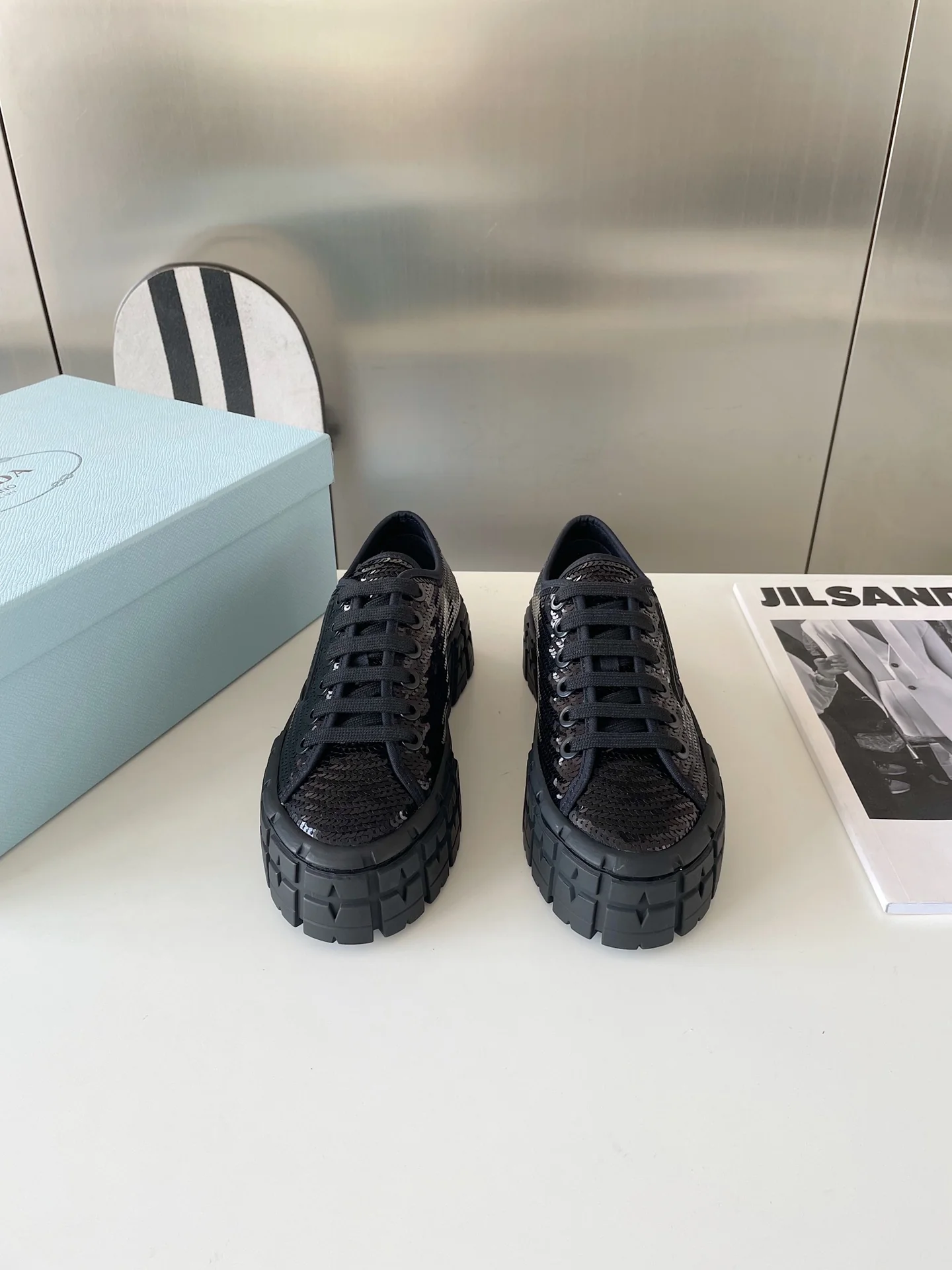 Обувь Prada - туфли Prada на платформе с блестками и пайетками - туфли цвета бисквита