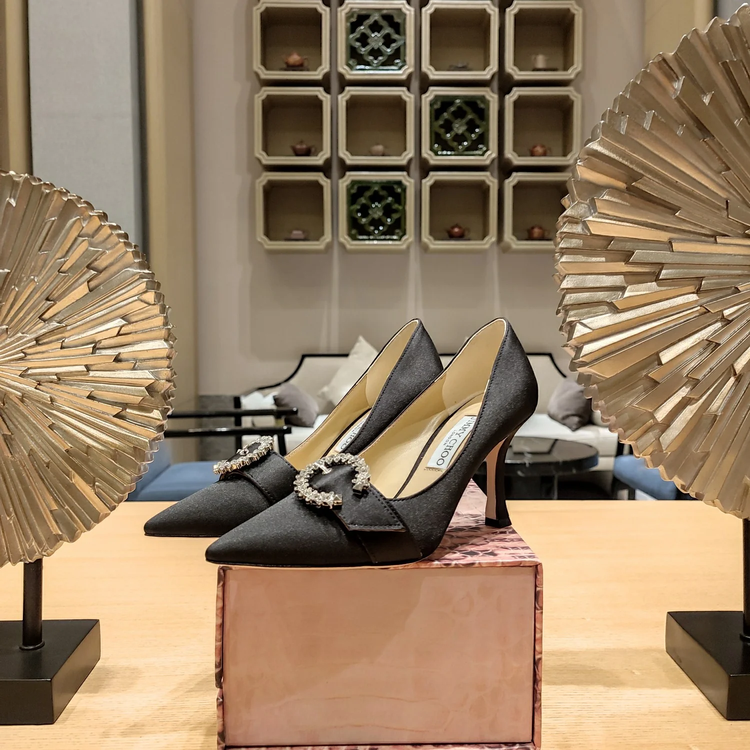 Высокие каблуки из шелкового атласа Jimmy