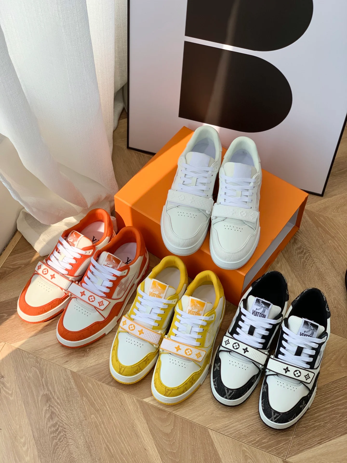 Серия LV-trainer - желтые кроссовки