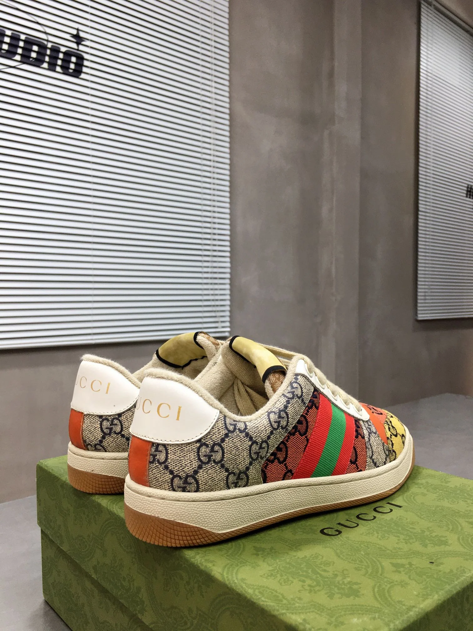 Gucci - Грязные кроссовки - Кроссовки - 10