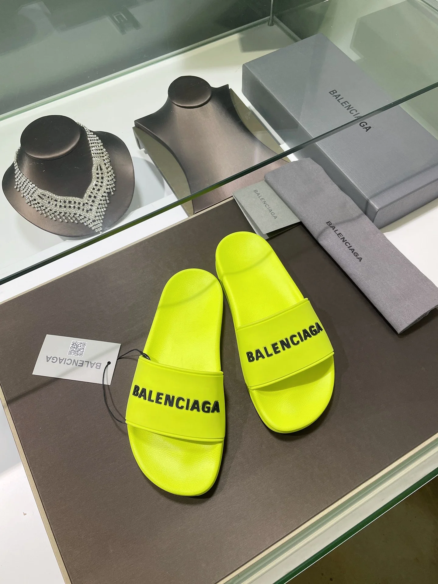Balenciaga - Новая модель 2022 года - Тапочки с эффектом памяти и улучшенной упругостью - 5