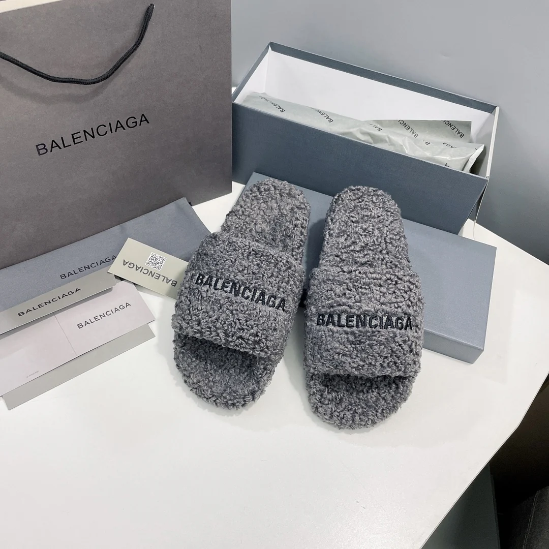 Шлёпанцы Balenciaga 21s Couple Curly - размеры 35-47