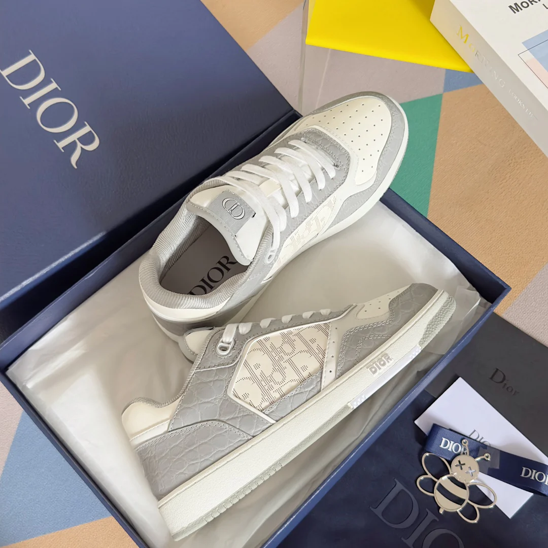 Новинка 2023 года от Dior - Серия B27 - Повседневные кроссовки с монограммой и каменным узором - Унисекс - Серые