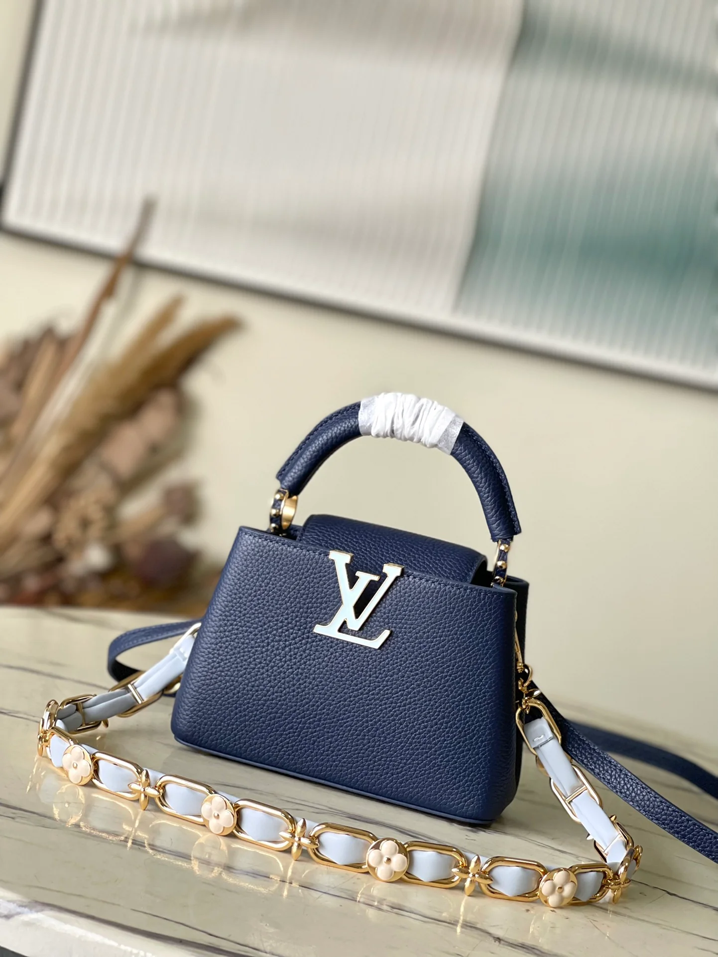 m23199-LV-capucines-mini-handbag/crossbody bag-blue
