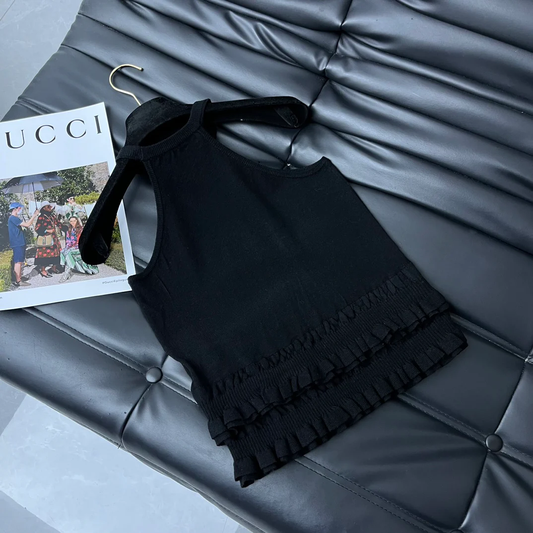 Chanel - Новинка 2403-24 Вязаный жилет с кружевом - Черный