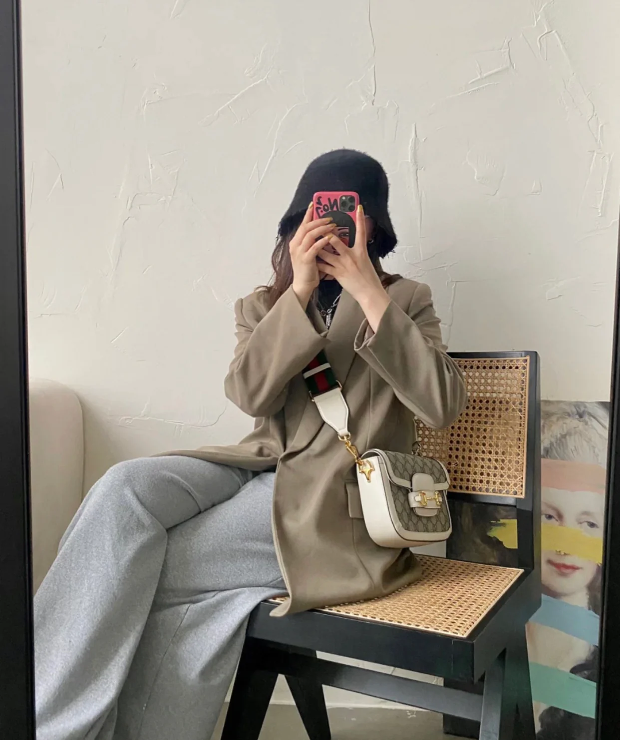 Сумка-седло Gucci 1955 с пряжкой в ??виде подковы - маленькая, 20-5 см-1