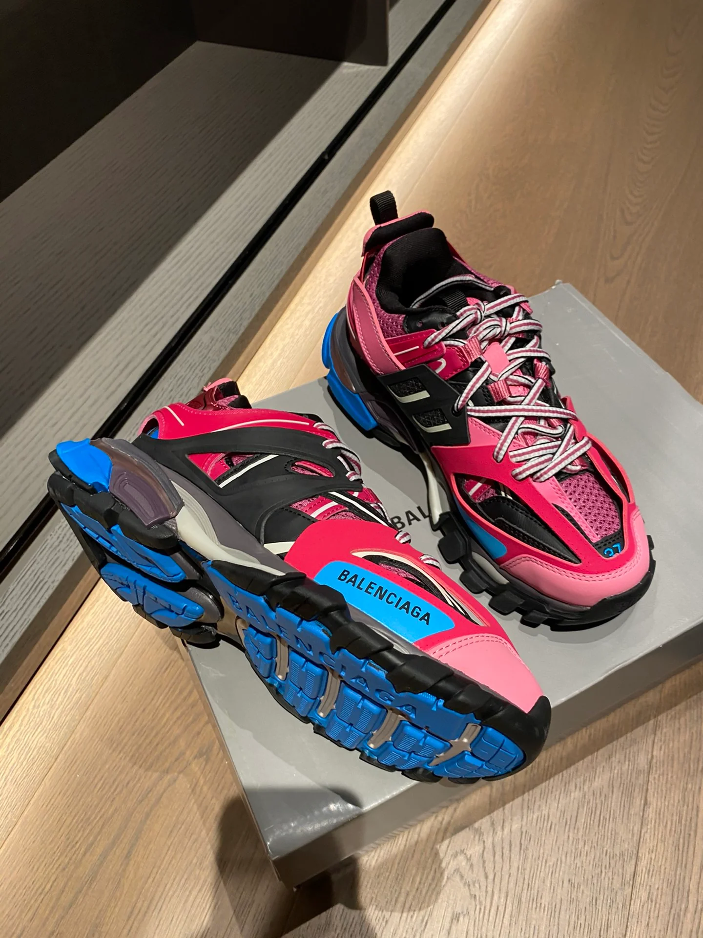 Balenciaga - Dad Shoes - 5