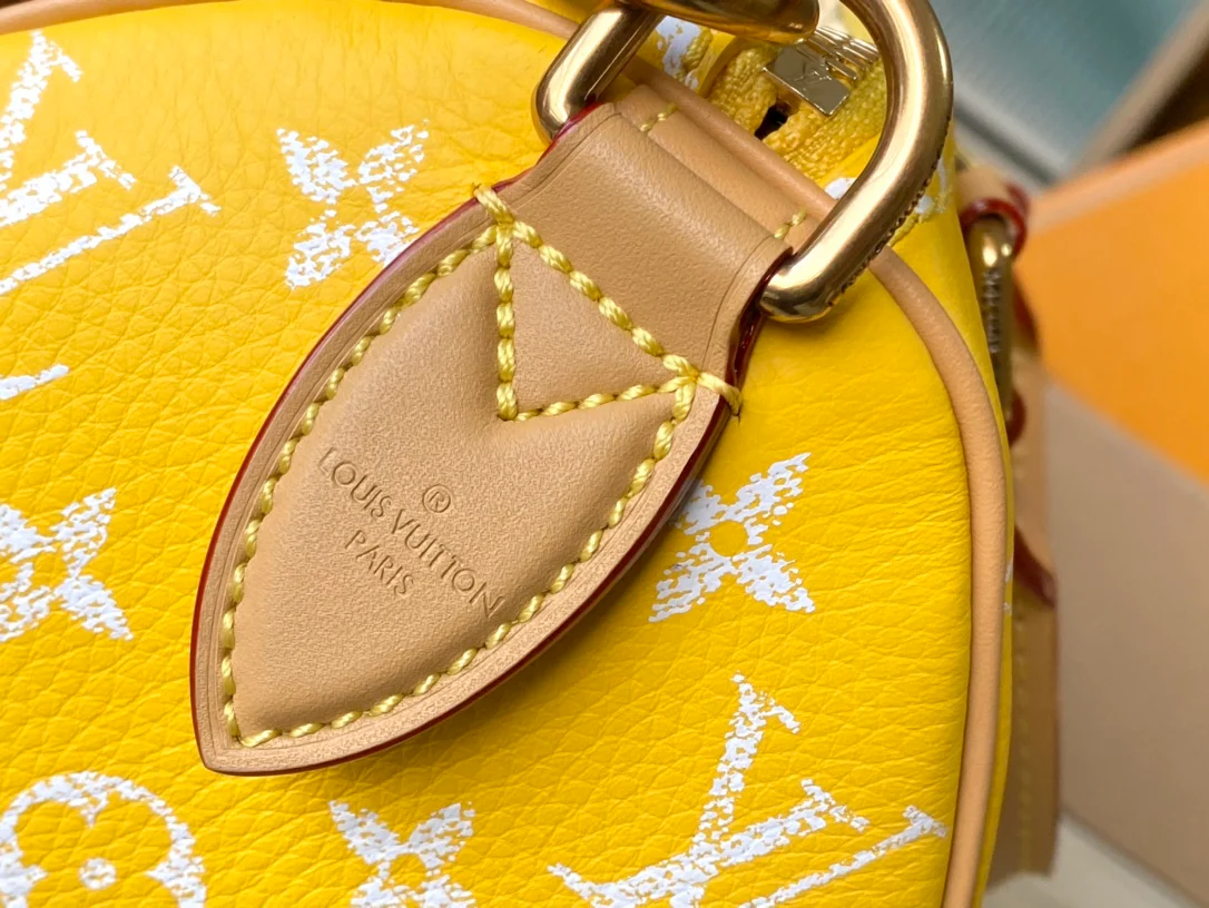 LV-m24426-speedy-p9-bandouliere-25 сумка-желтая