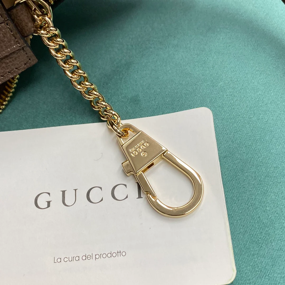 Сумка-подмышка Gucci из серии ?Офидия?