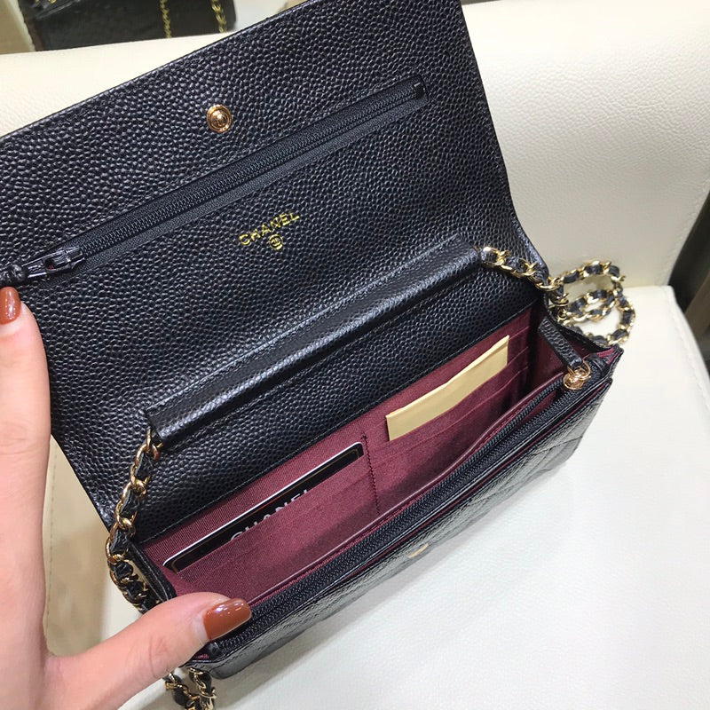 Chanel - Классическая женская одежда