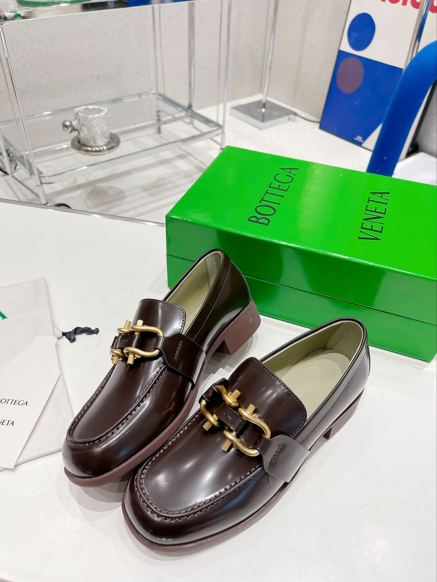 BV - Лоферы с пряжкой в ??форме подковы - Темно-коричневые