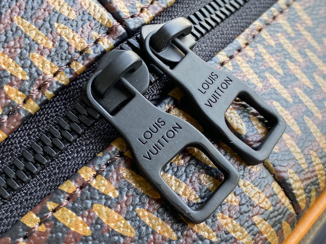 lv-n40380-campus-backpack