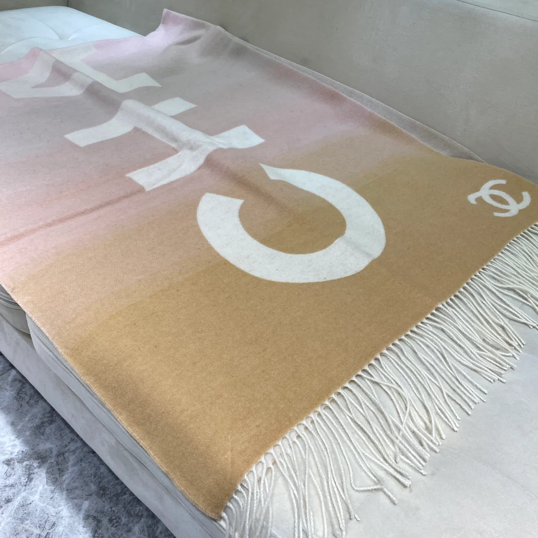 Шарф Chanel из шерсти и кашемира - 70 см x 200 см - абрикосовый