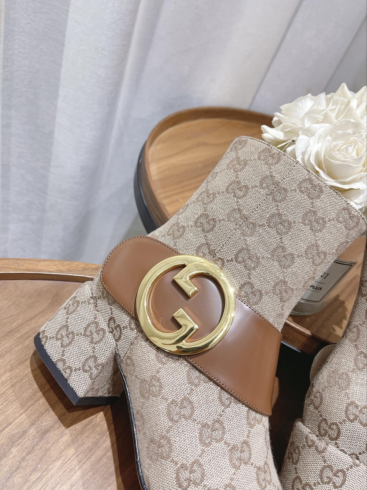 Новинка сезона осень/зима 2022 от Gucci - Ботильоны - 1