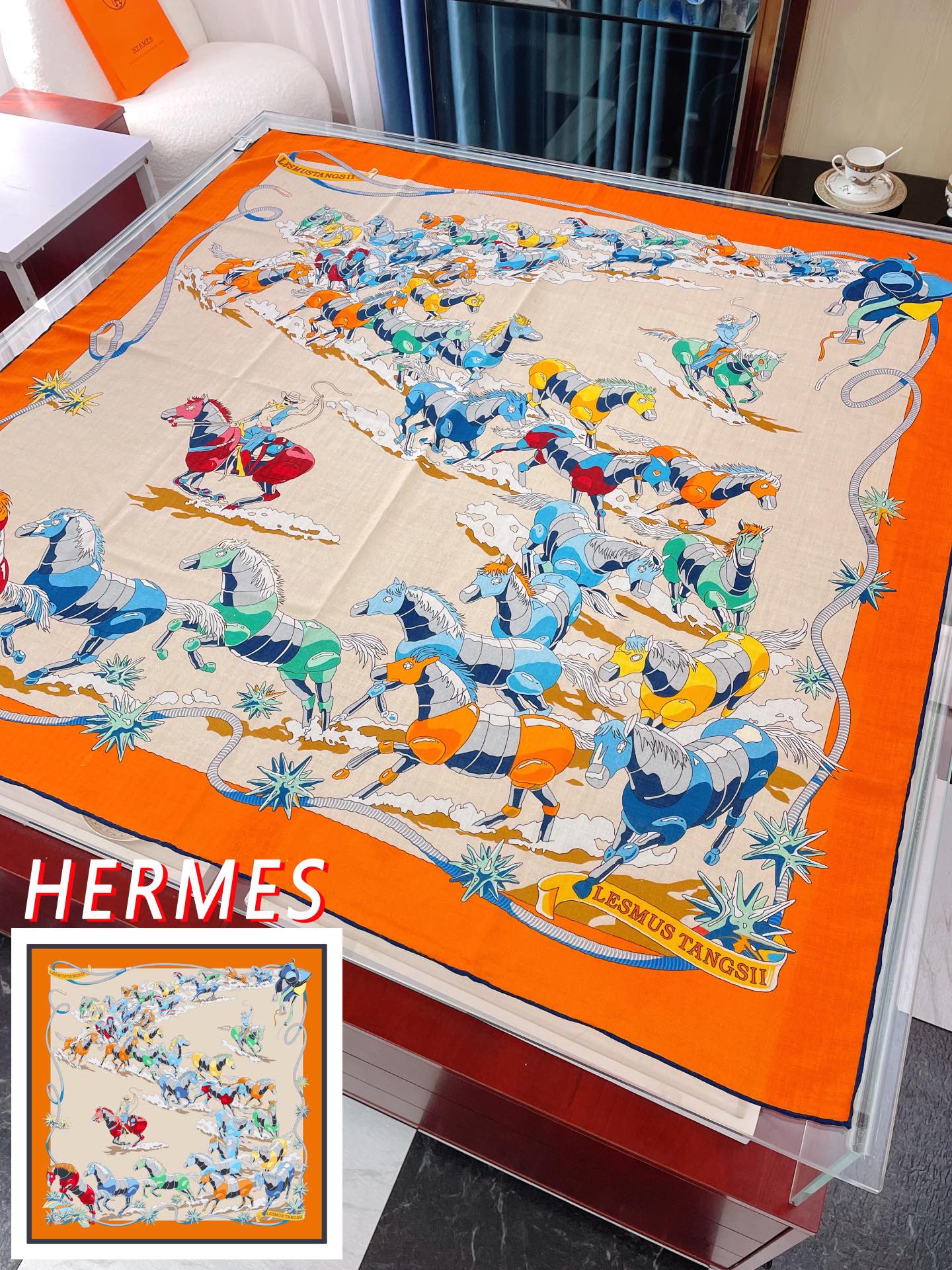 Квадратный шарф Hermes Mustang - 140 см - 70% кашемир - 30% шелк