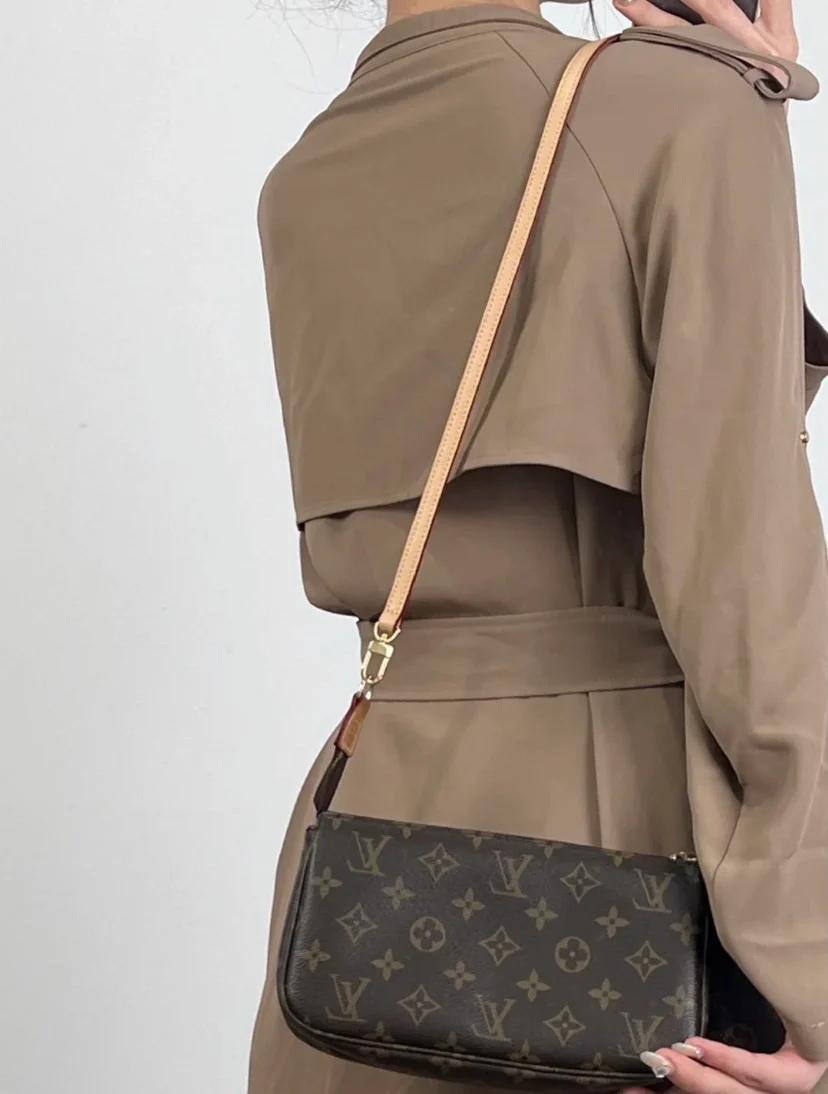 m51980-LV-холщовая сумка с монограммным принтом