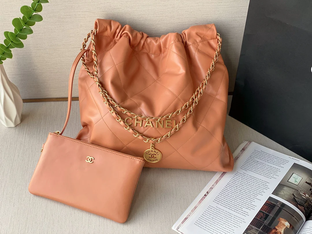 Сумка Chanel 22 - карамельного цвета - большой размер