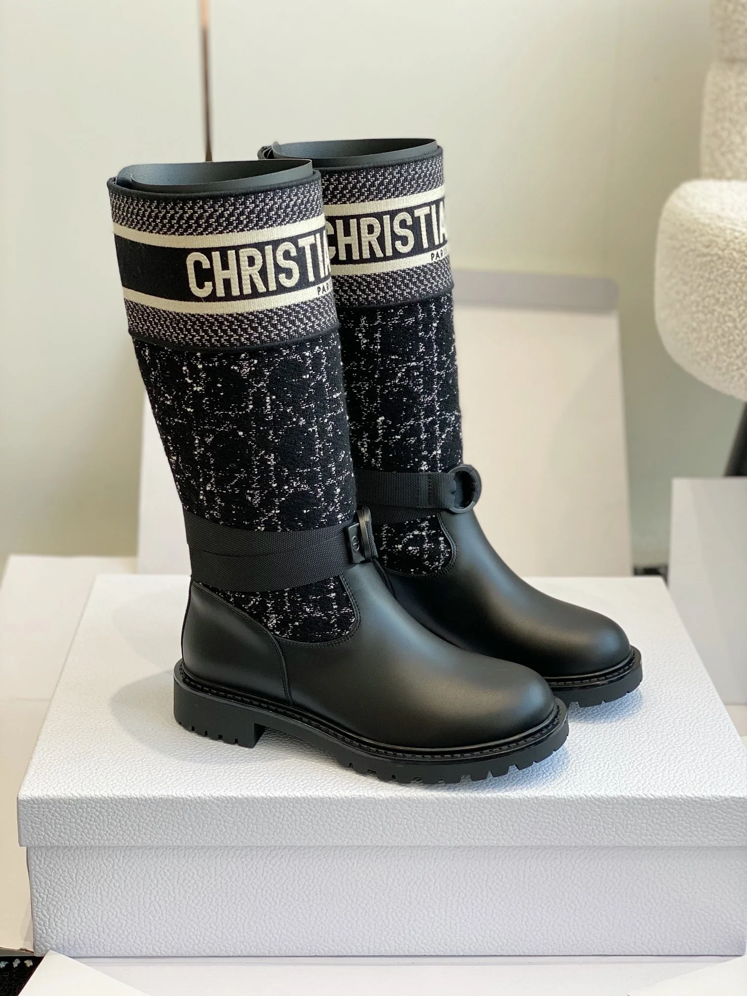 Ботинки Dior 2024 Graffiti Rider — черные