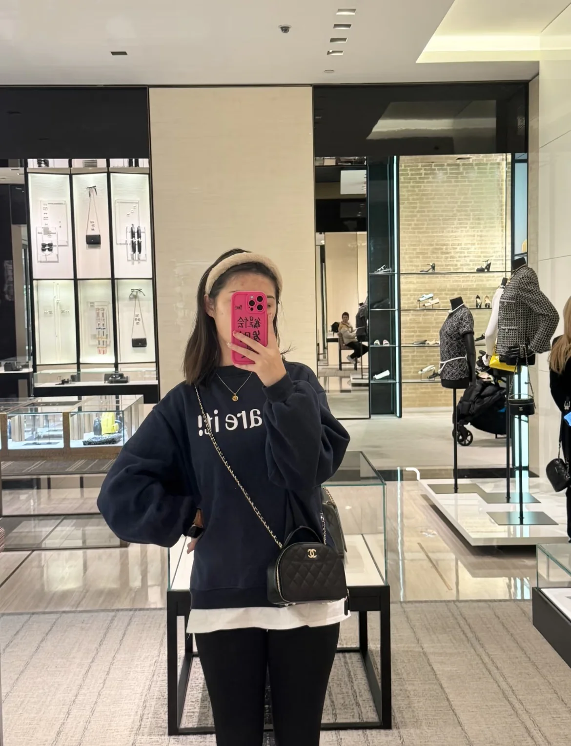 Сумка Chanel 25c Bowling Shell - черная