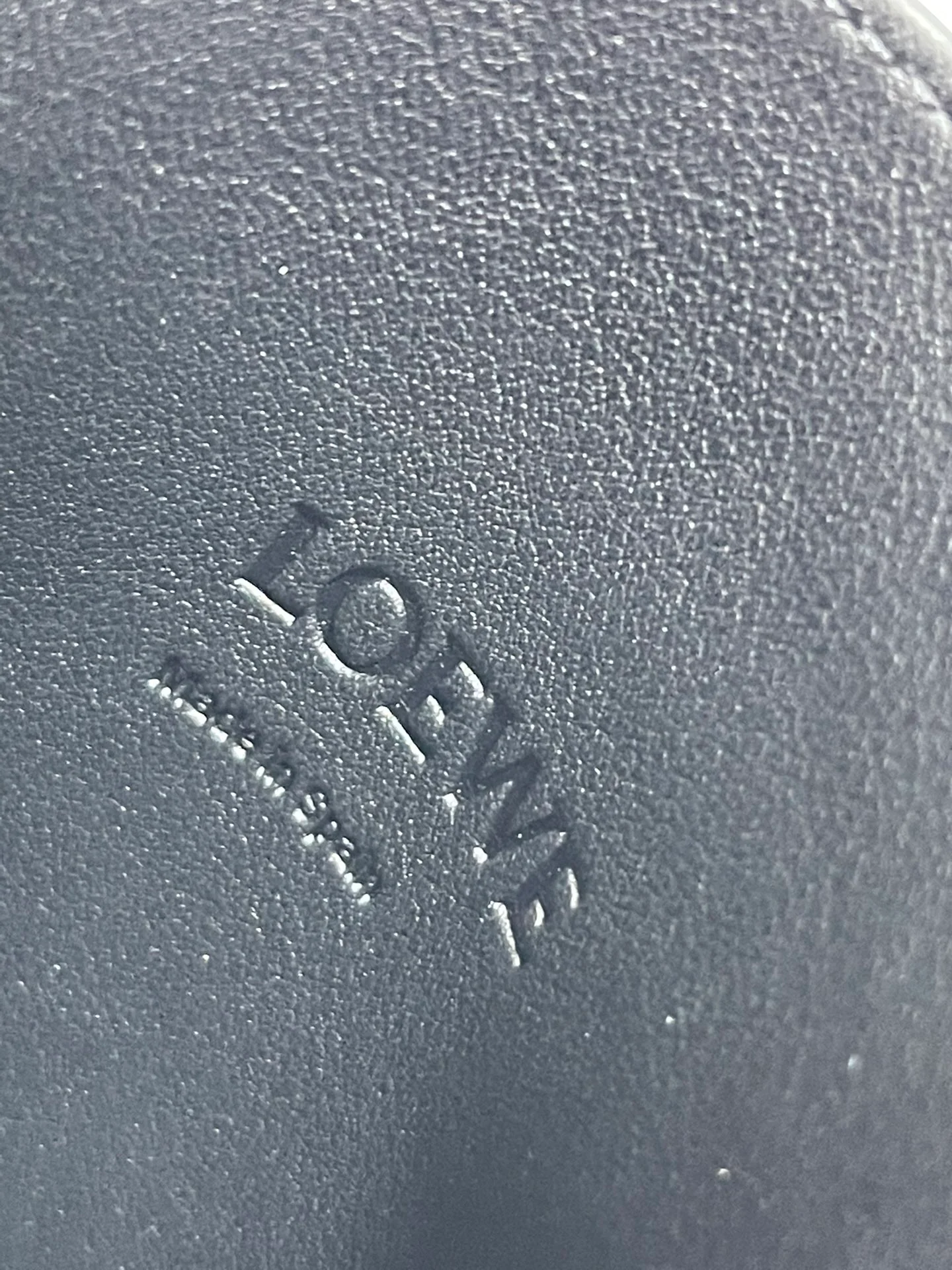 Чехол для телефона Loewe Dice Pocket Series - черный