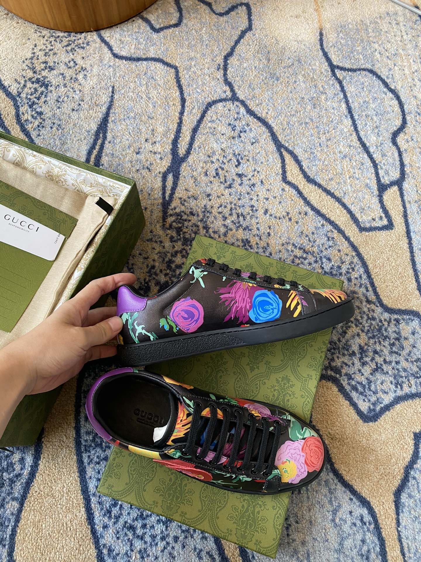 Gucci - Парные кроссовки - Унисекс