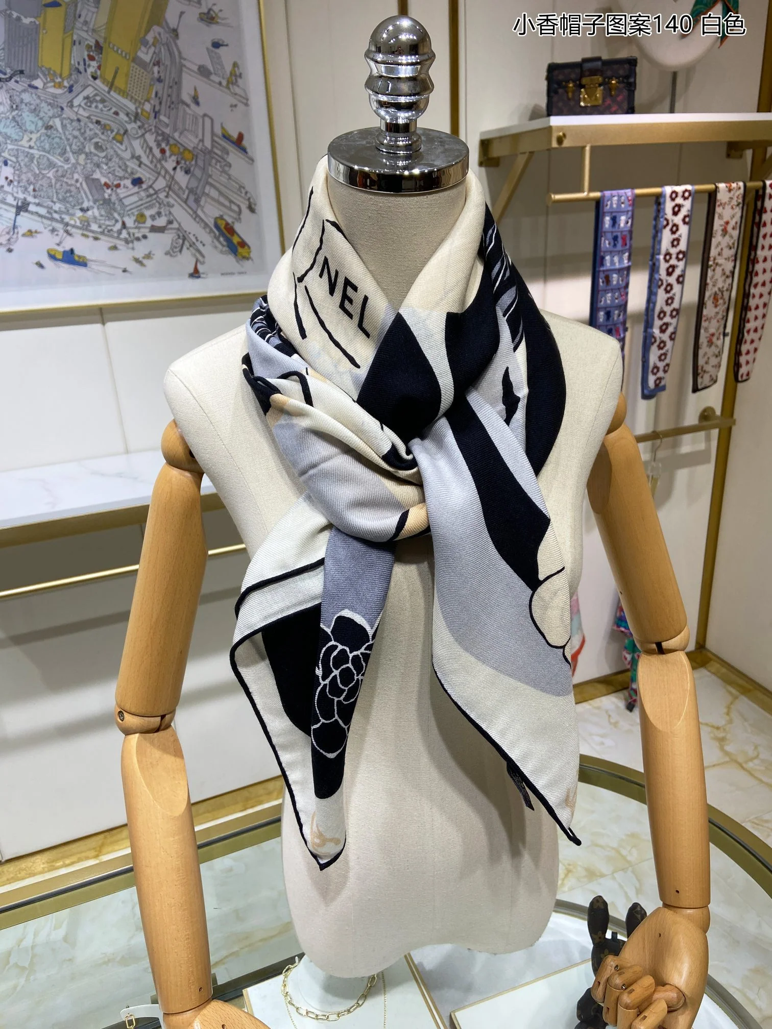 Узор для шляпы Chanel ?Камелия? — 140 кашемировых шелковых шарфов