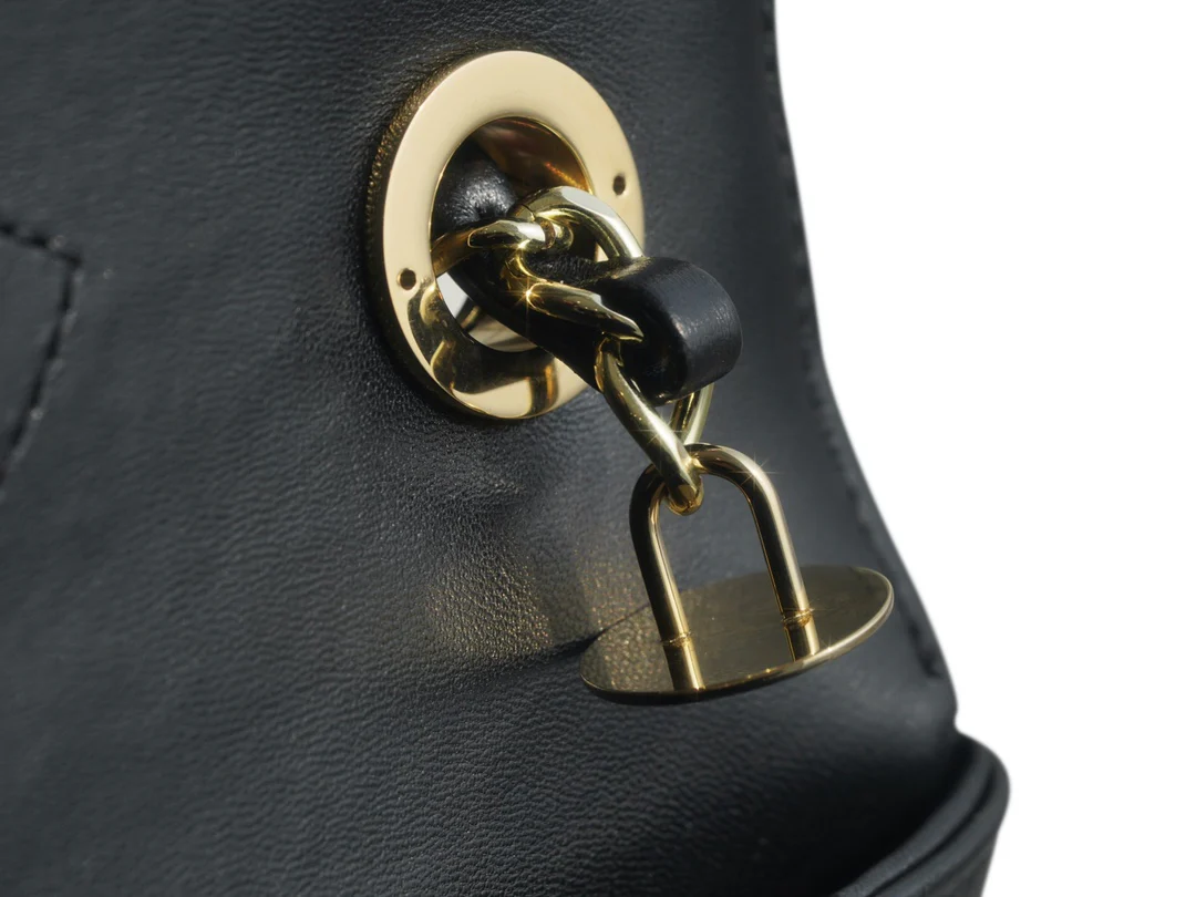 Chanel Trendy CC Classic Black Quilted Pattern - 25cm