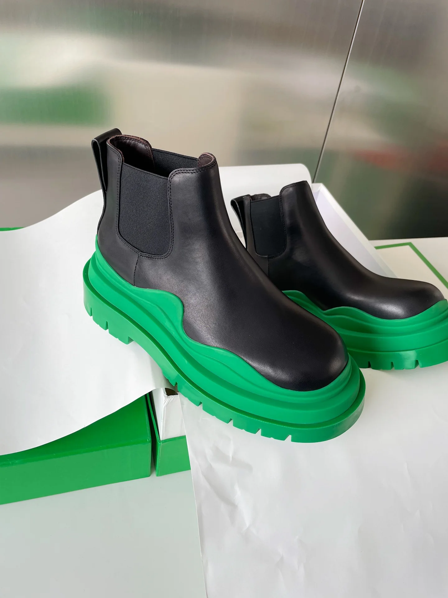 BV - Туфли Martin на платформе с зеленой подошвой
