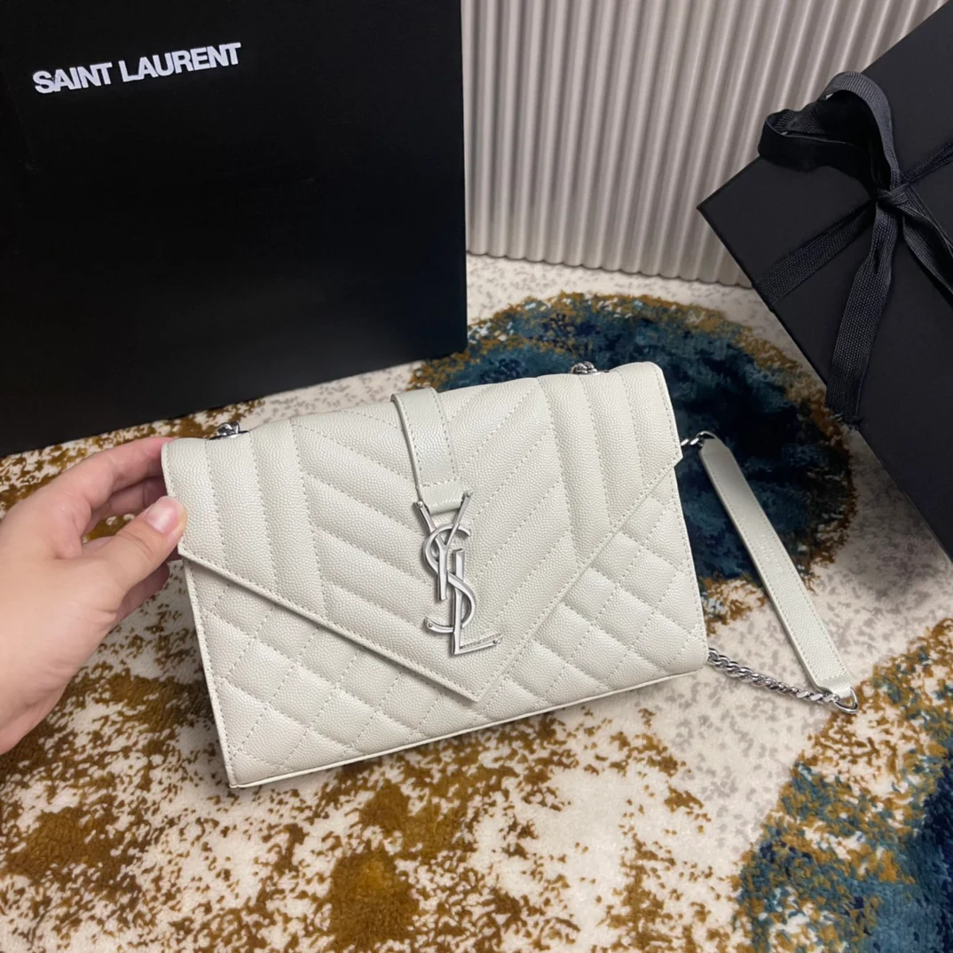 Сумка-конверт YSL с монограммой и икрой, V-образной ромбовидной стёжкой - 3 шт.