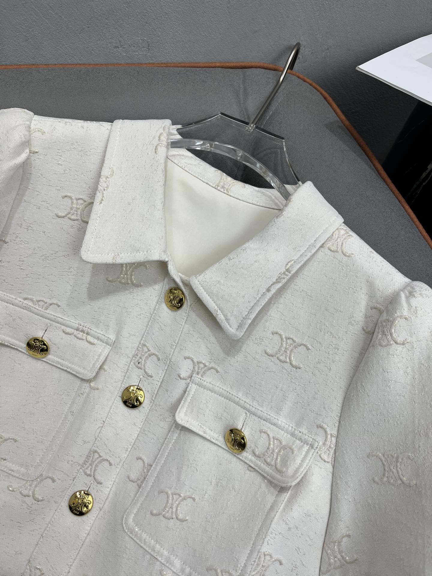 Платье Celine 2403-24ss весна/лето, новое, с отложным воротником, белое.