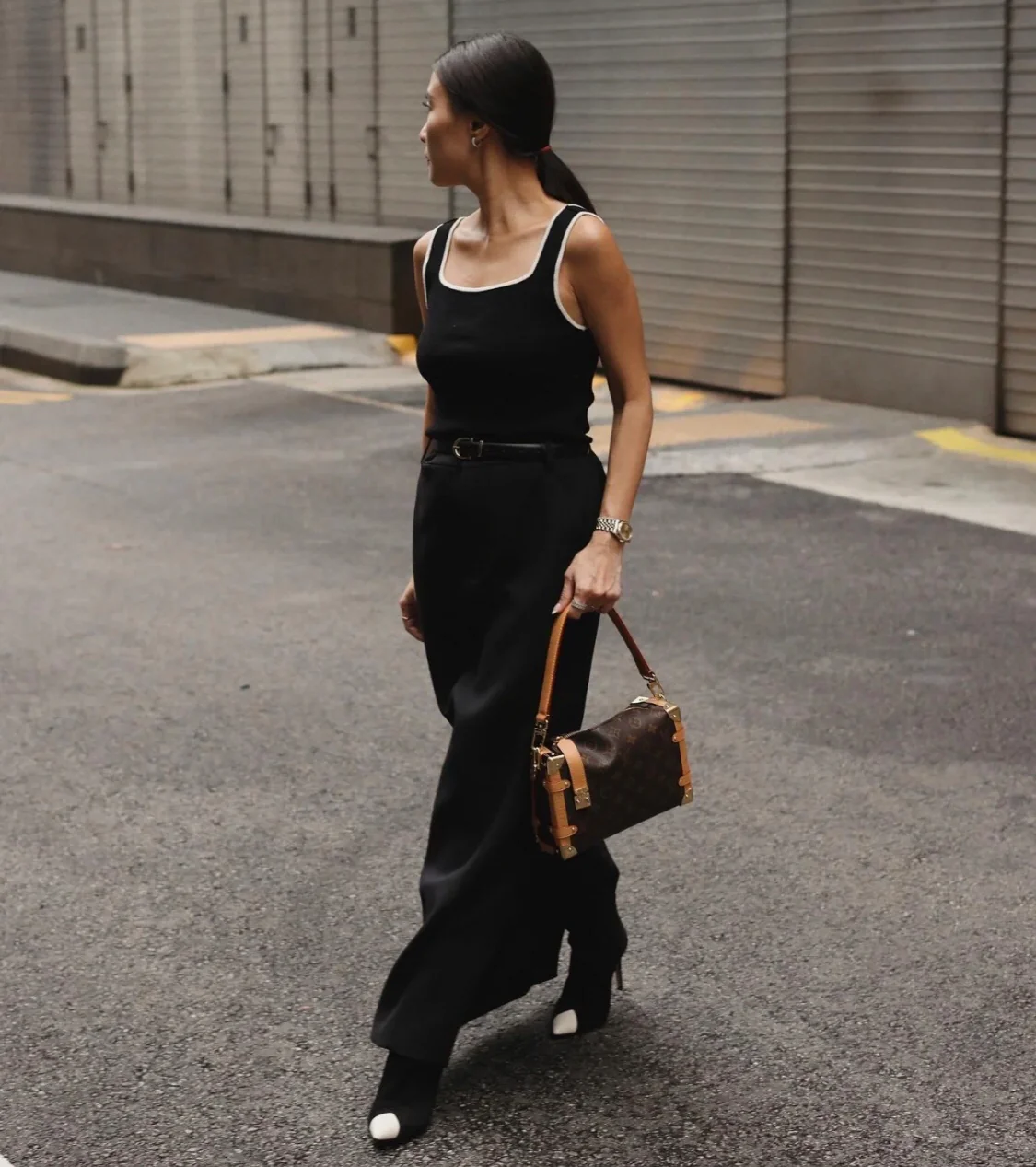 m46358-LV-side-trunk-mm-handbag/crossbody bag