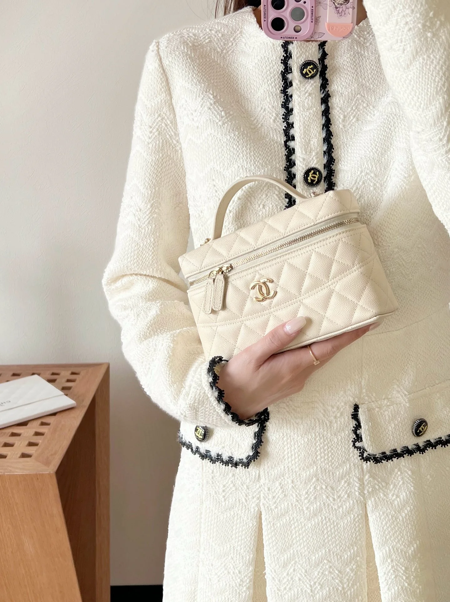 Клатч Chanel LP Box Clutch - кремовый