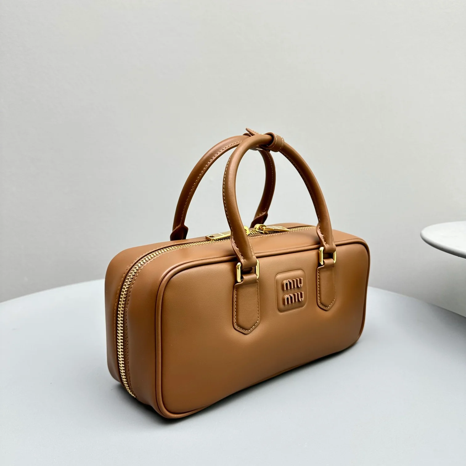 Сумка для боулинга Miu Miu - Средний размер - Коричневая