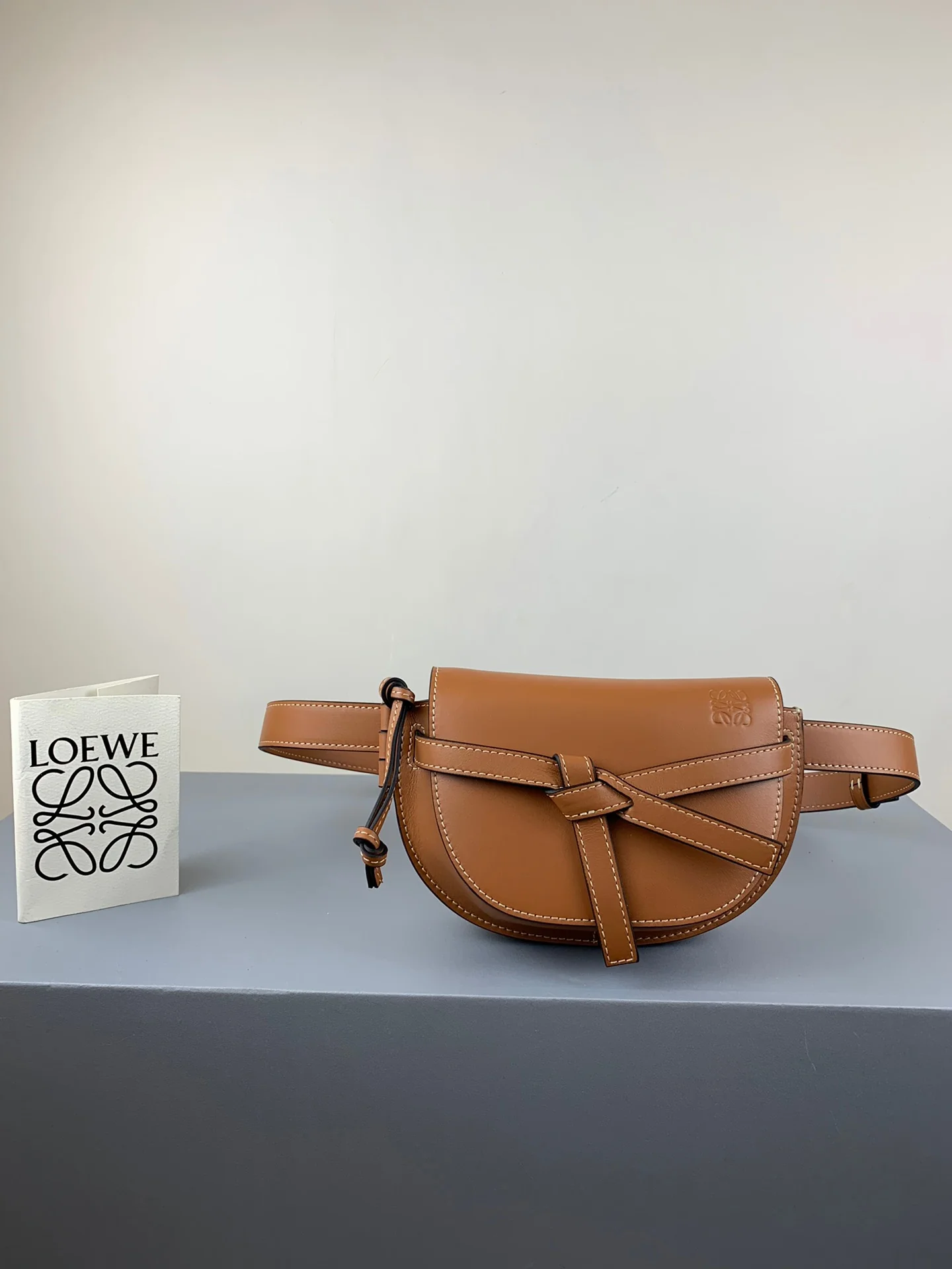 Поясная сумка Loewe Gate - 15-12-5-8 см-4