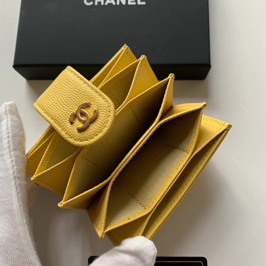 Chanel 多隔层风琴卡包