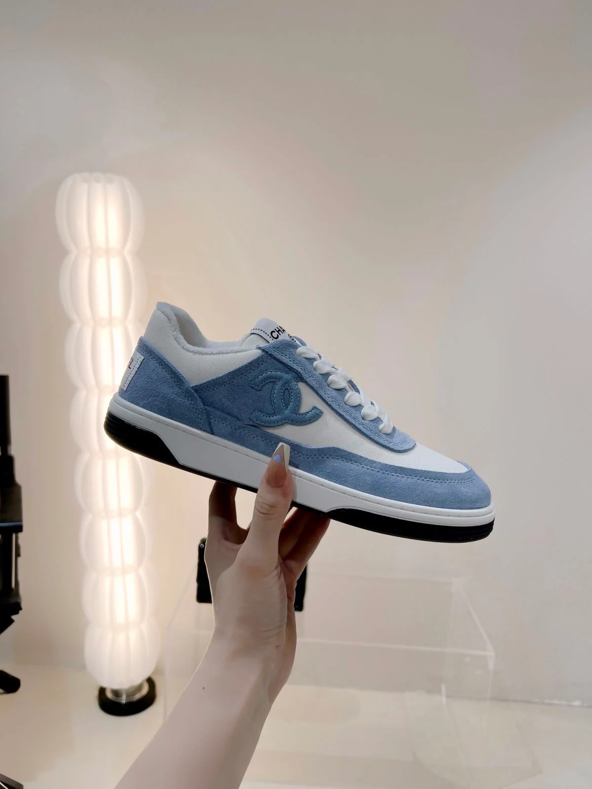 Новинка сезона осень/зима 2022 от Chanel - Повседневная обувь - Синий