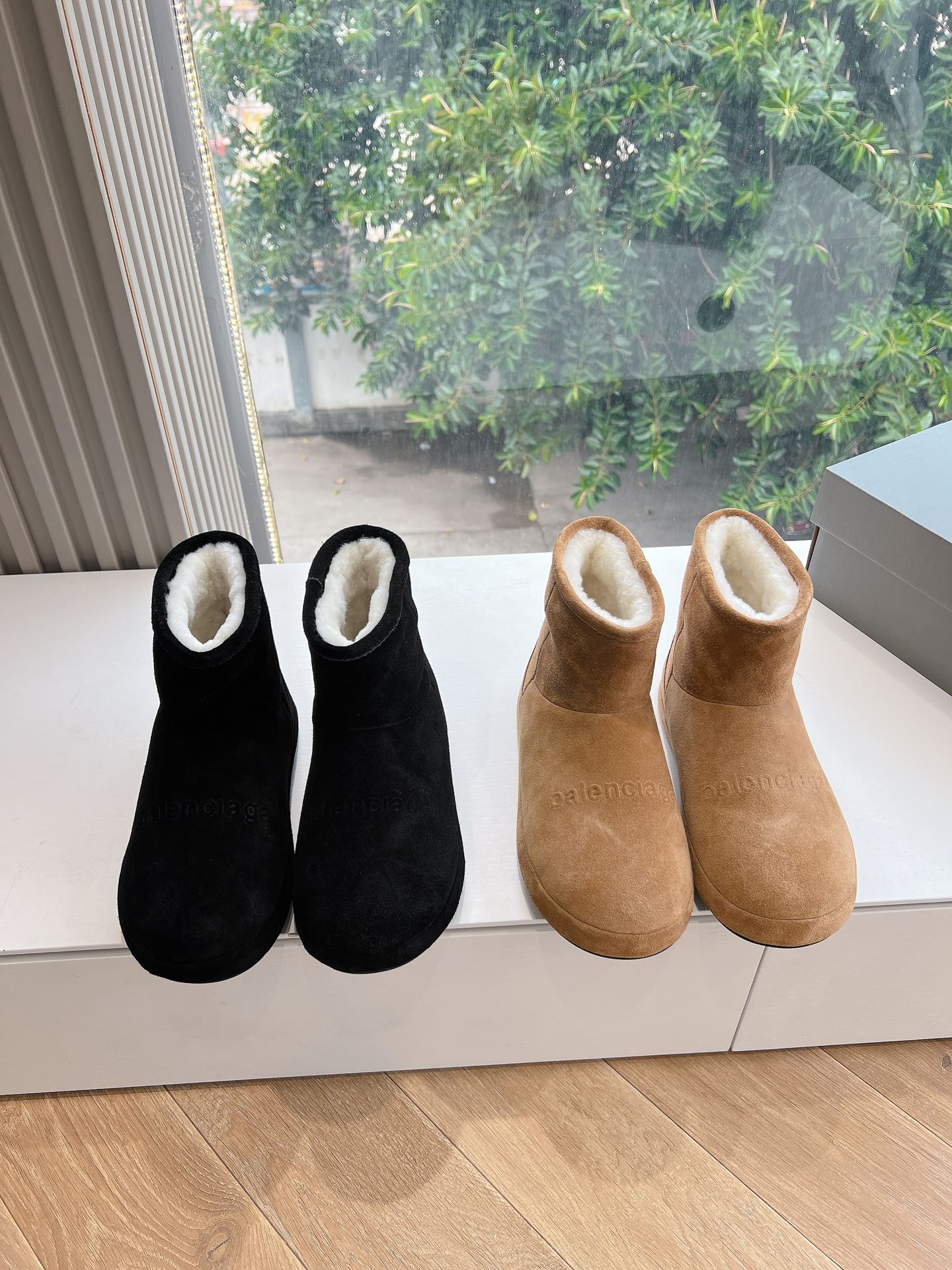 Снежные ботинки Balenciaga 2024 — изображение из коллекции