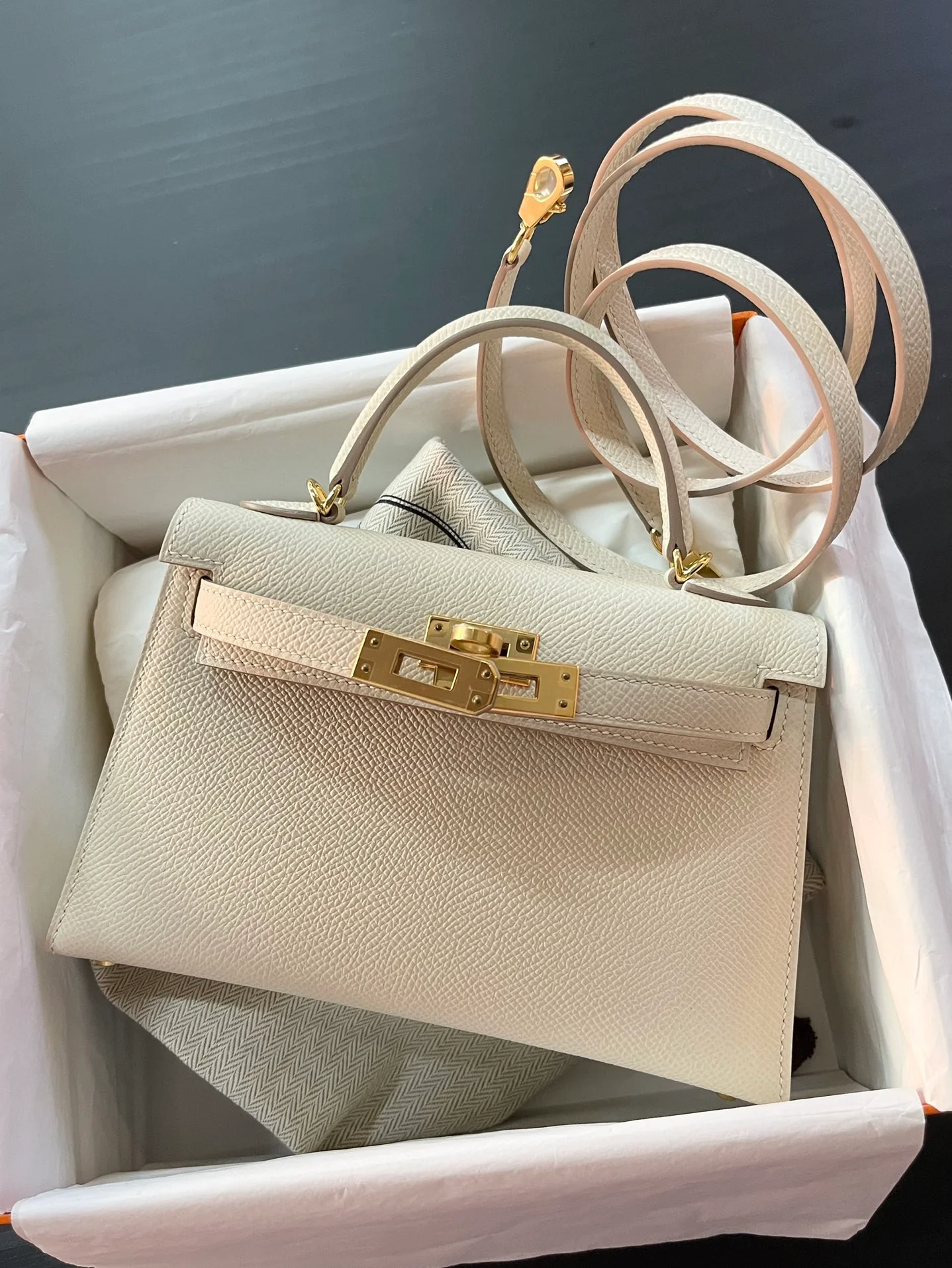 Hermes Kelly Mini 2nd Generation Epsom Milkshake Color Gold Buckle