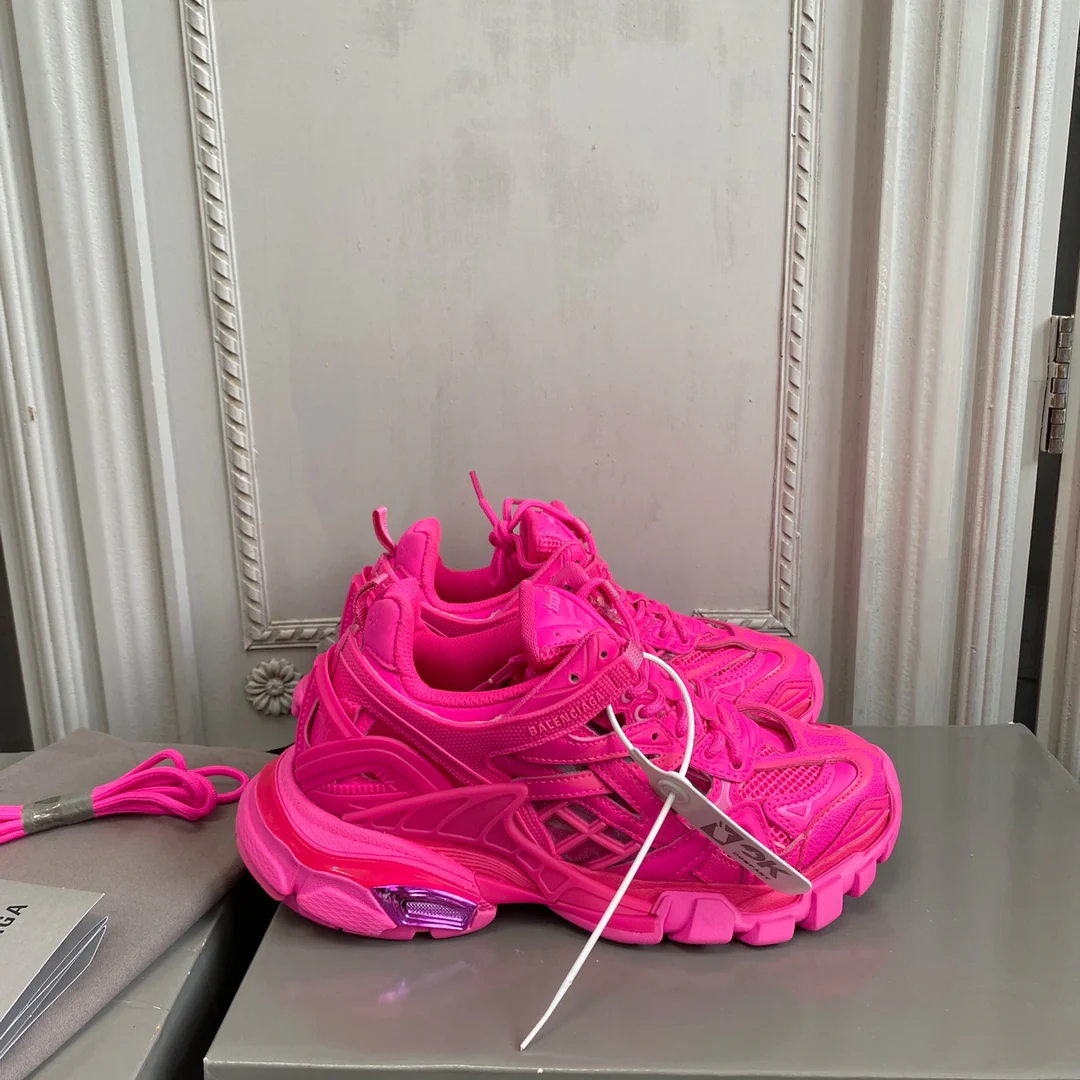 Кроссовки Balenciaga Track 2 Retro Chunky Shoes - персиково-розовые