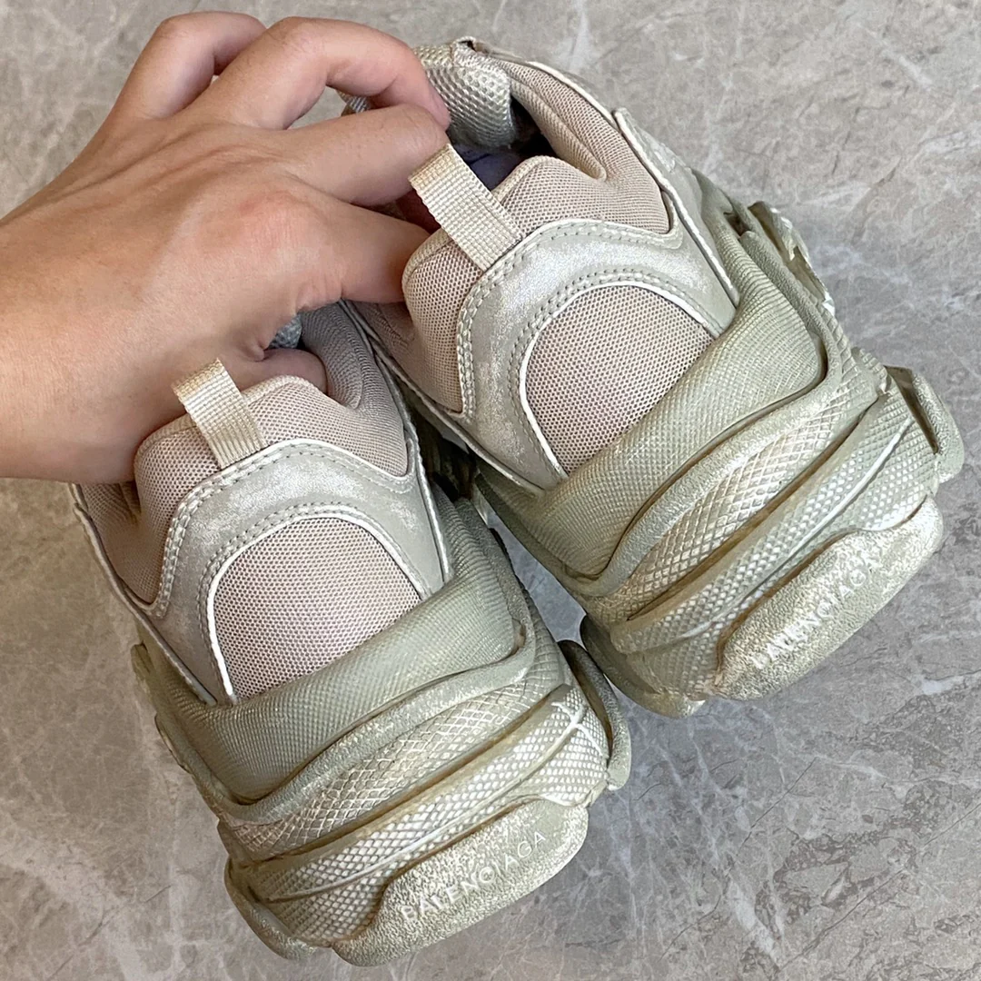 Balenciaga - Dad Shoes - 20