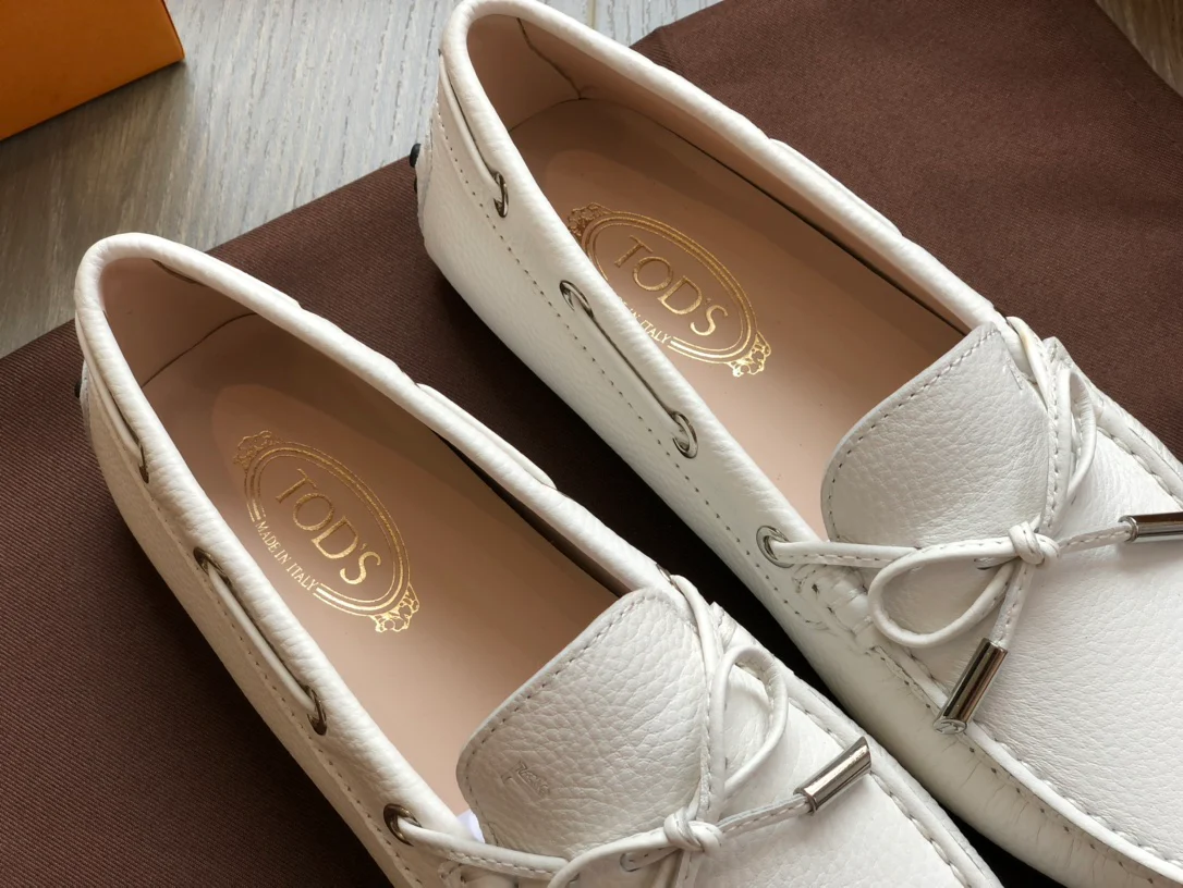 Tods - Лоферы с бабочкой - Туфли без шнурков - 10