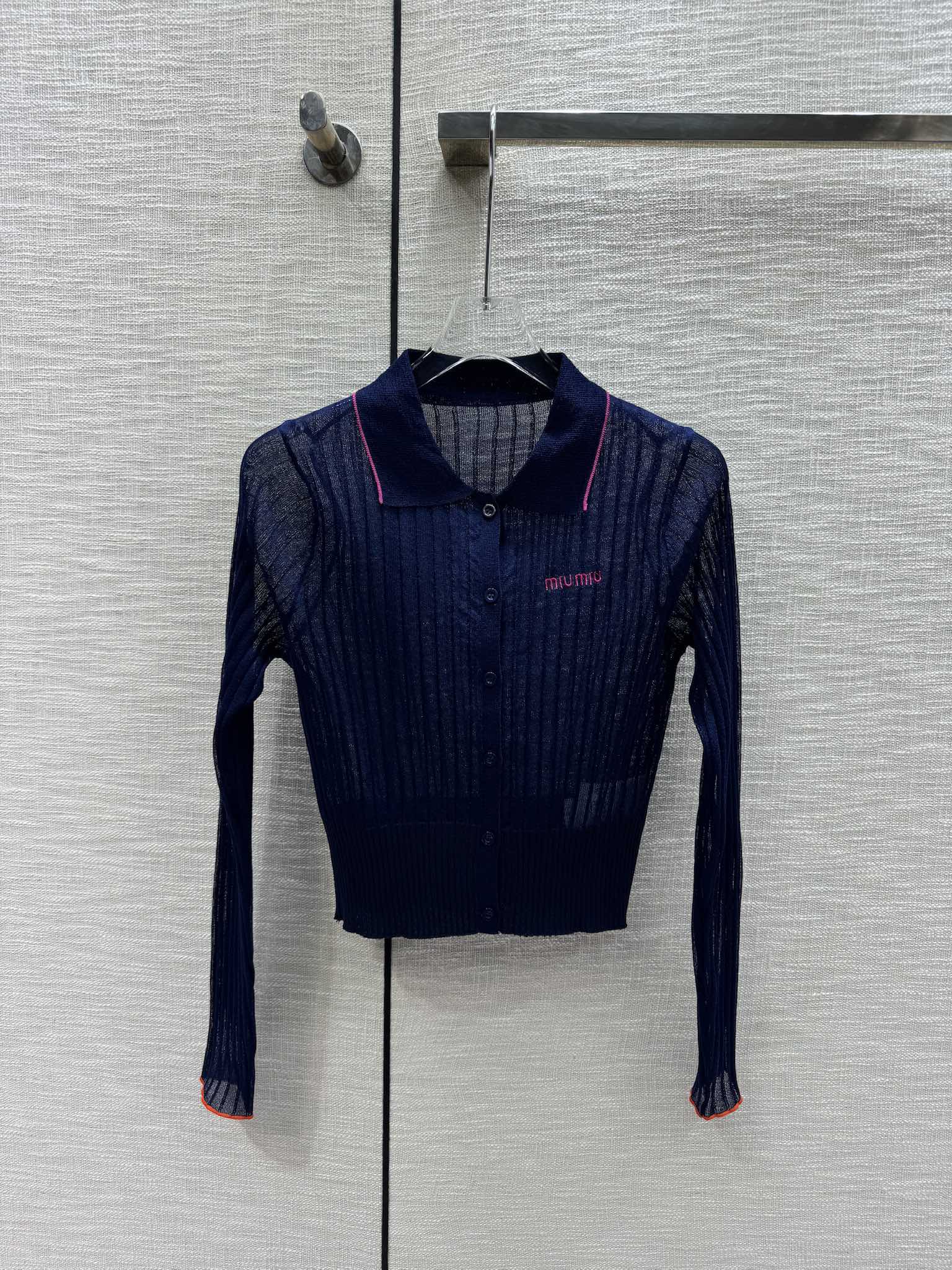 Miu Miu - 2404 - Вязаный кардиган с длинными рукавами и воротником-поло в стиле колор-блок - темно-синий