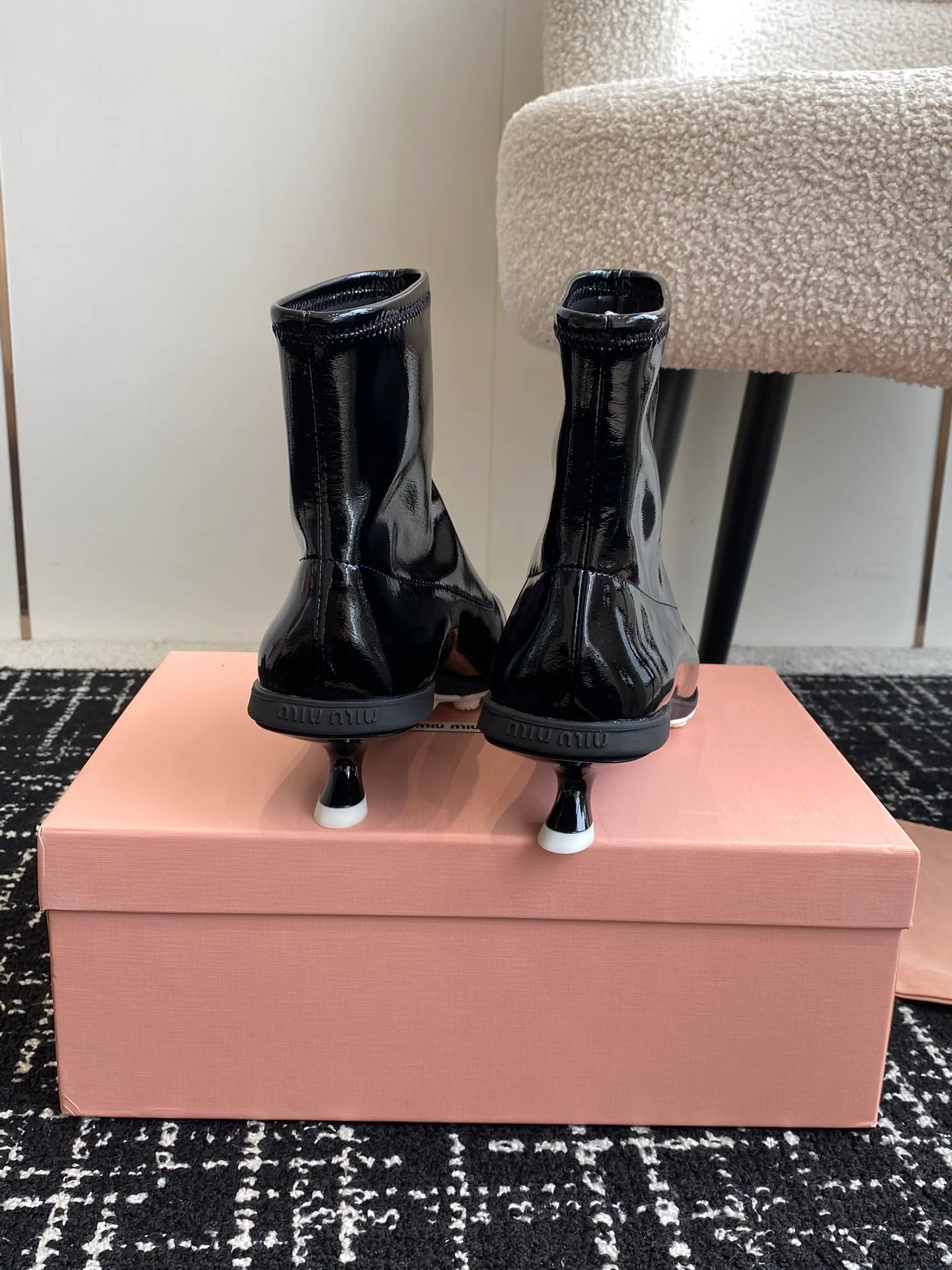 Ботильоны Miu Miu 2025 Stretch - черные