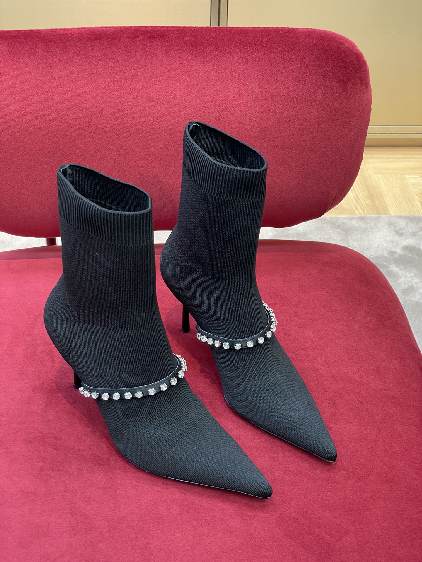 Miu Miu - Ботильоны на шпильке с острым носком