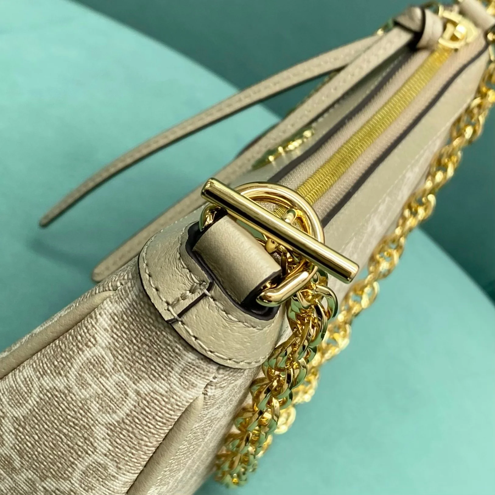 Сумка Gucci Ophidia Strawberry через плечо - Off White