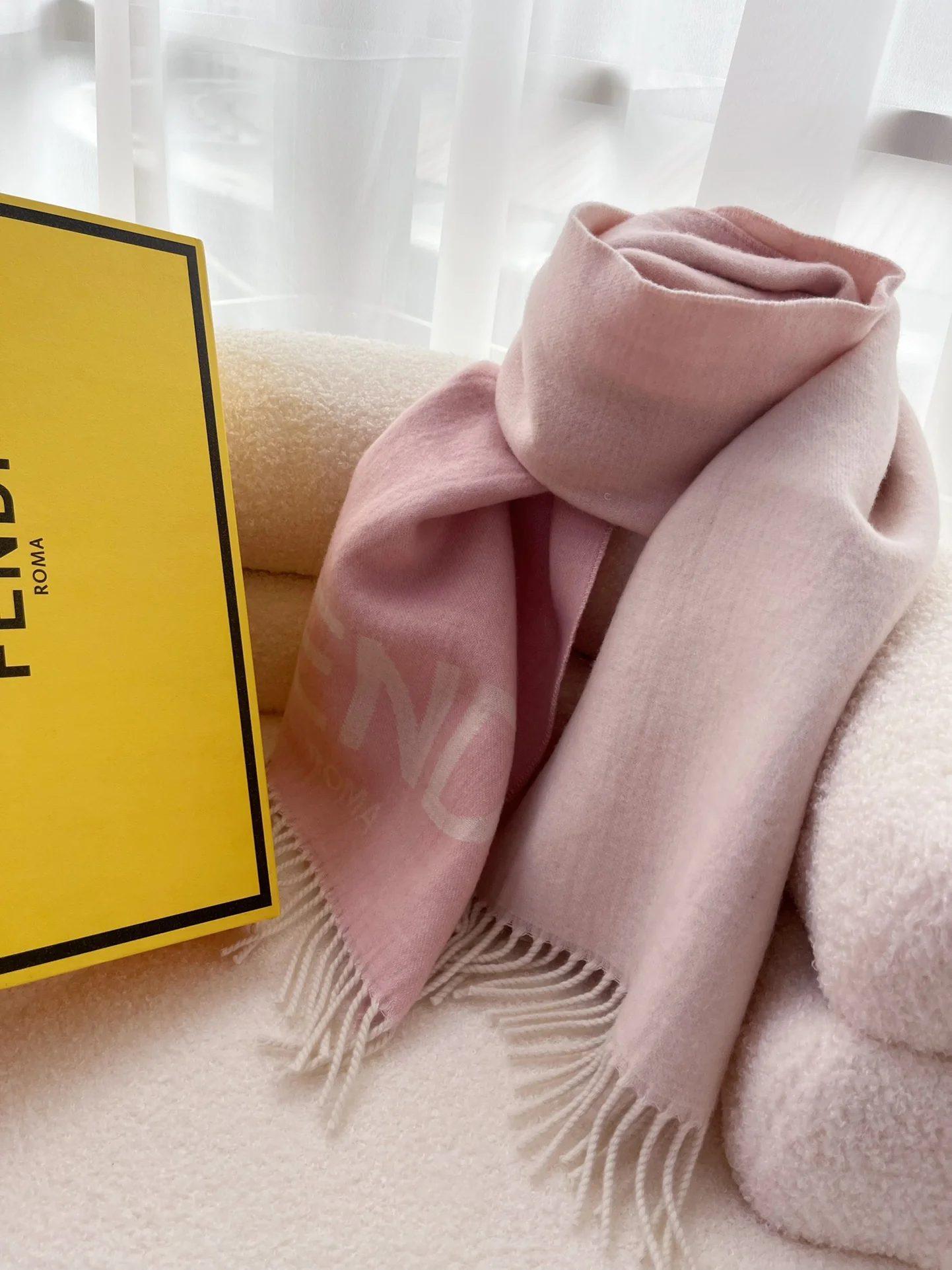 Двусторонний шарф Fendi с монограммой и градиентом - 35 см - 190 см - 78 см - Кашемир - 22 см - Шерсть - Розовый