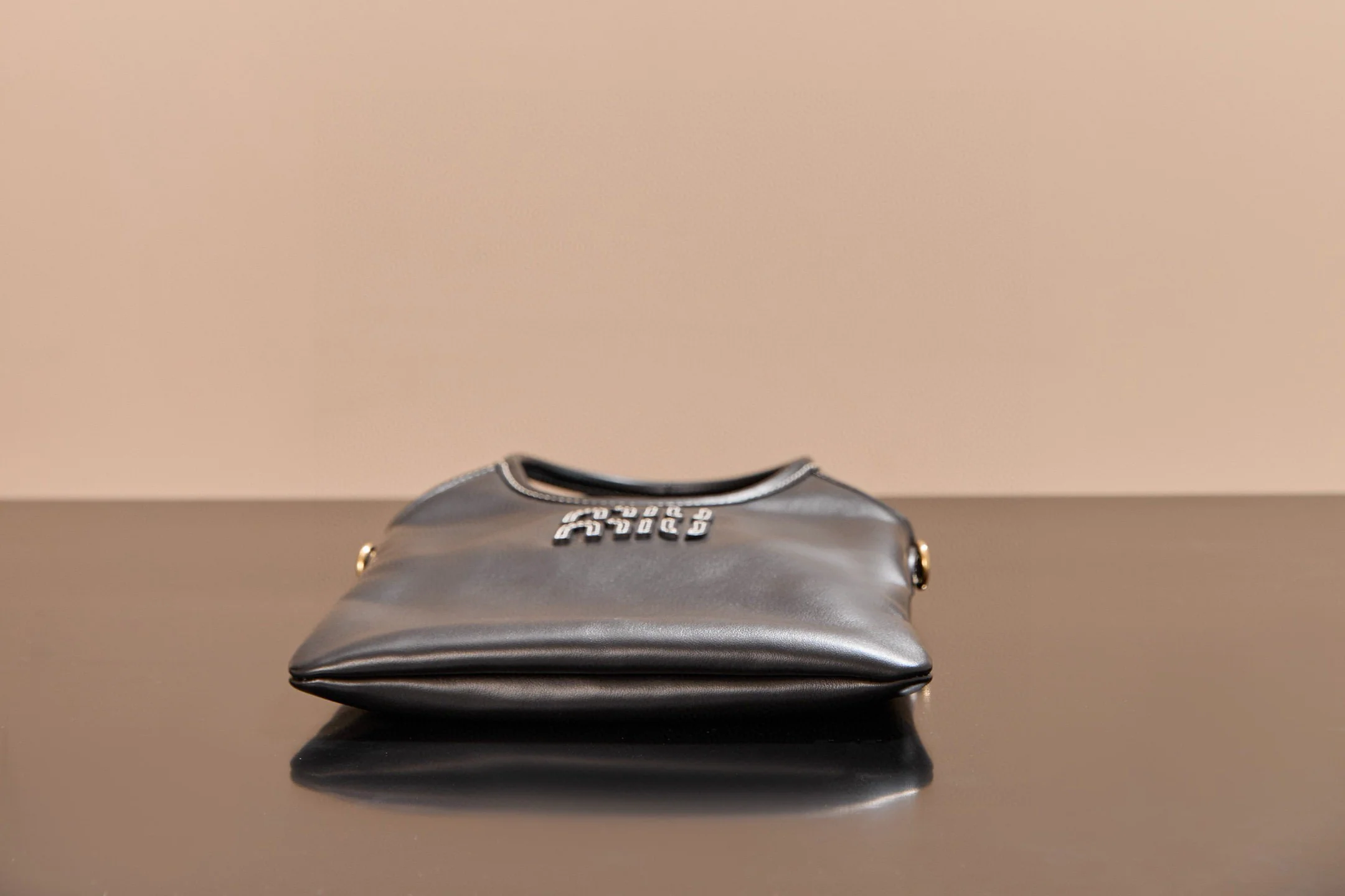 Сумка-тоут Miu Miu-5ba281m650-??? Маленькая, матово-черная