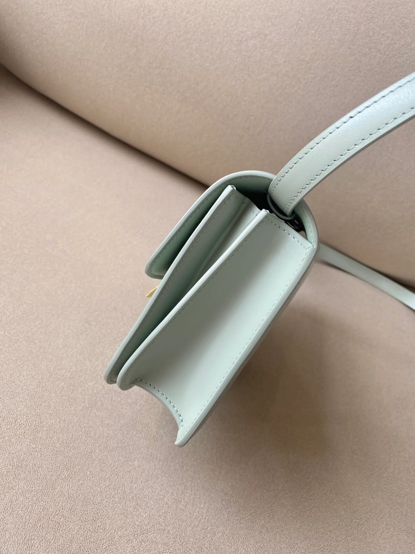 Сумка Celine Box-Tteen из полированной телячьей кожи - аквамарин - 2