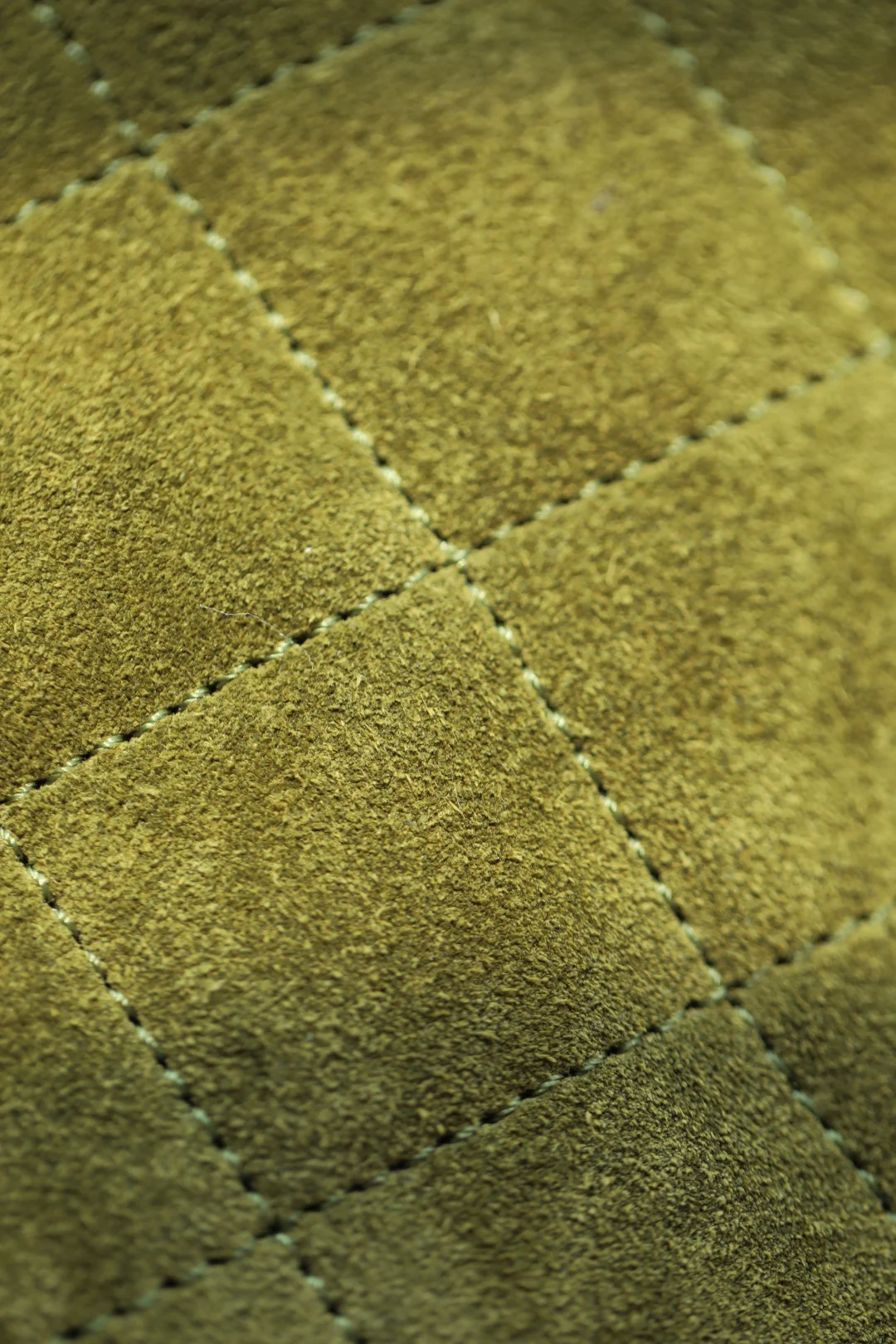 Маленькая винтажная золотая пряжка Chanel 25k Matcha Green