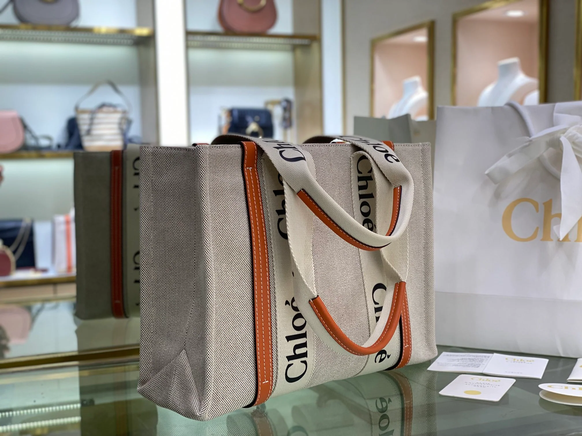 Сумка-тоут Chloe Woody, оранжевая, средний размер, 1 шт.